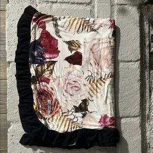 Posh Peanut Floral Reversible Black and White Luxe Patoo